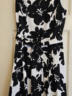 I.N. Studio Black and White Floral Dress